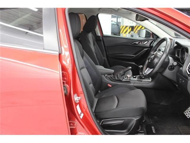 MAZDA AXELA SEDAN 2015 Image 31