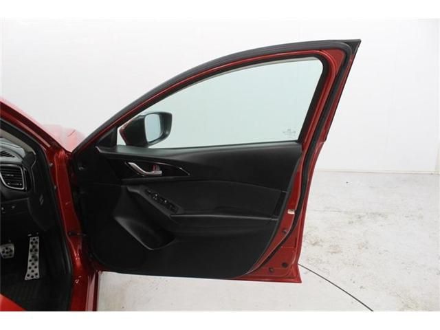 MAZDA AXELA SEDAN 2015 Image 31