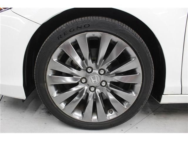 HONDA LEGEND 2015 Image 31