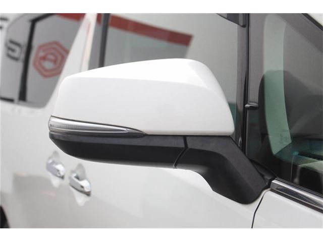 TOYOTA VELLFIRE 2018 Image 31