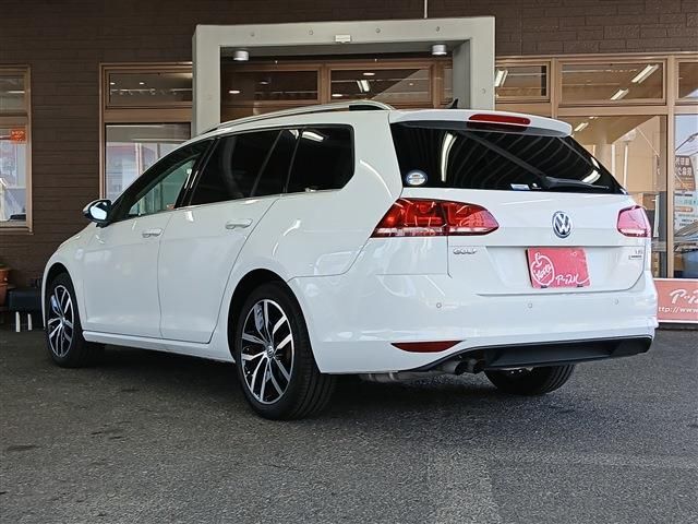 VOLKSWAGEN GOLF VARI 2017 Image 31