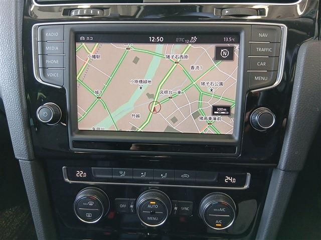 VOLKSWAGEN GOLF VARI 2017 Image 31