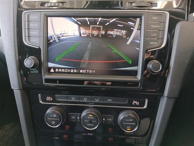 VOLKSWAGEN GOLF VARI 2017 Image 31