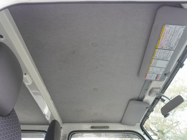 ISUZU  2018 Image 31