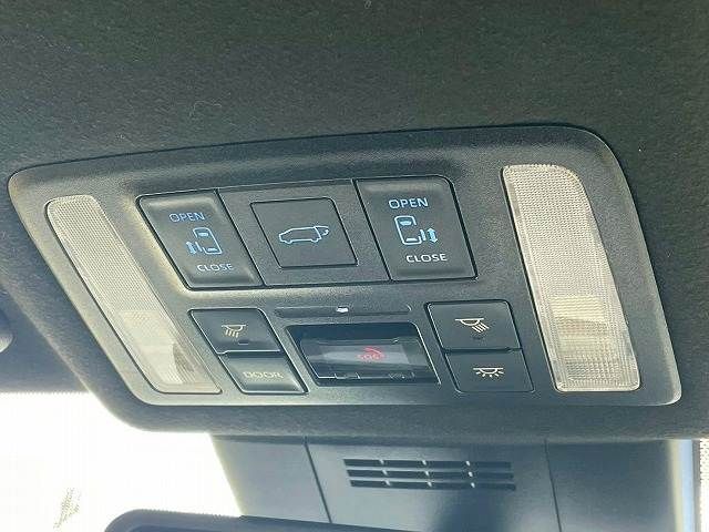 TOYOTA VOXY 2024 Image 31