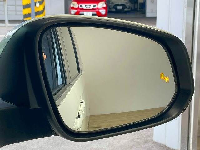 TOYOTA VOXY 2024 Image 31