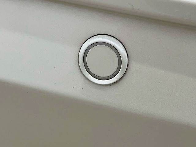 TOYOTA VOXY 2024 Image 31