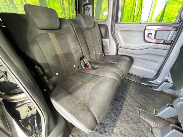 HONDA N BOX CUSTOM 2017 Image 31