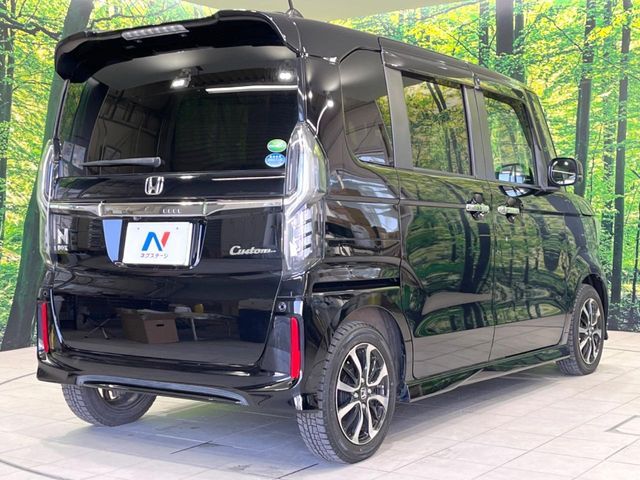 HONDA N BOX CUSTOM 2017 Image 31