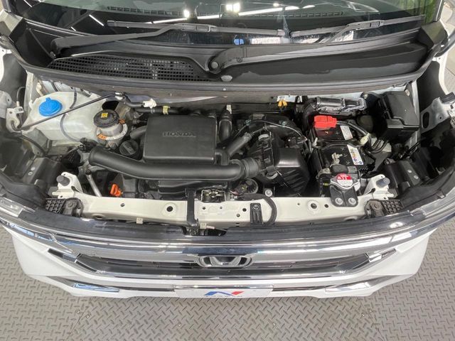 HONDA N BOX CUSTOM 2021 Image 31