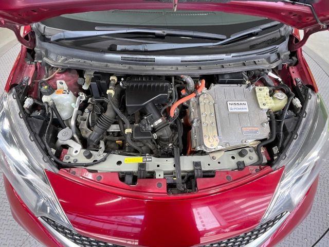 NISSAN NOTE 2017 Image 31