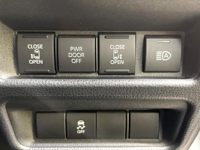 TOYOTA SIENTA HYBRID 2024 Image 31