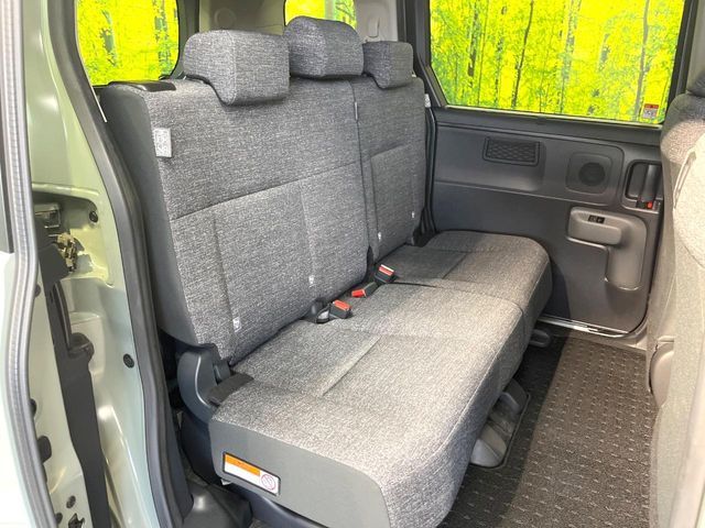 TOYOTA SIENTA HYBRID 2024 Image 31