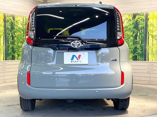 TOYOTA SIENTA HYBRID 2024 Image 31