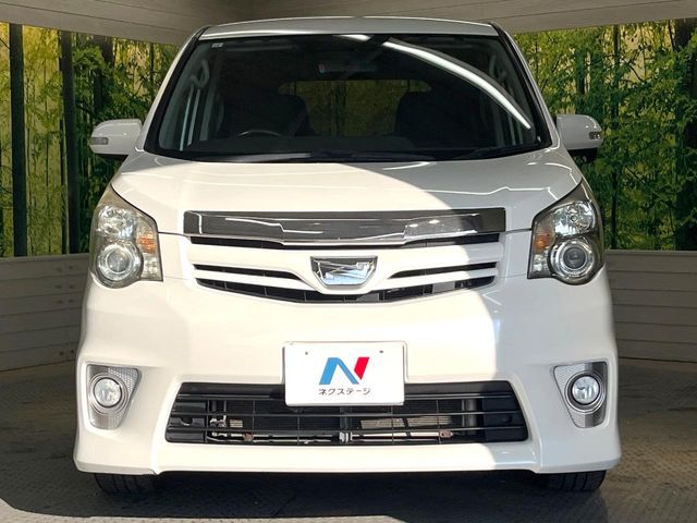 TOYOTA NOAH 2011 Image 31
