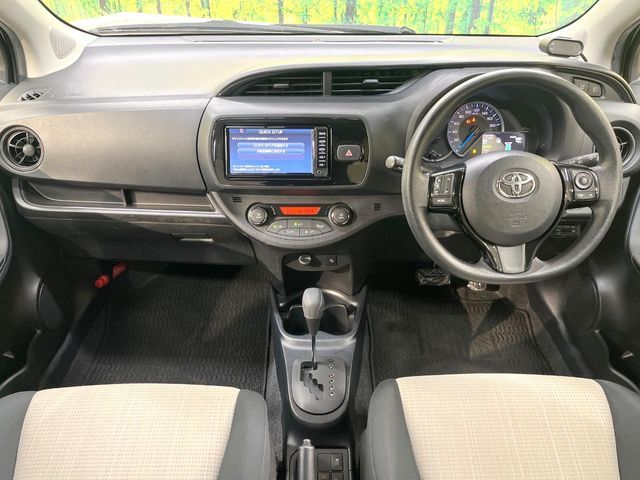 TOYOTA VITZ HYBRID 2017 Image 31