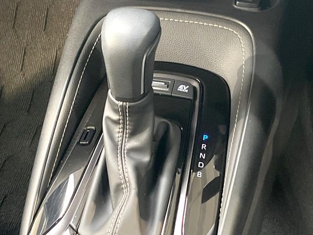 TOYOTA COROLLA TOURING HYBR 2024 Image 31