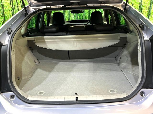 TOYOTA PRIUS 2013 Image 31