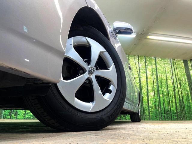 TOYOTA PRIUS 2013 Image 31