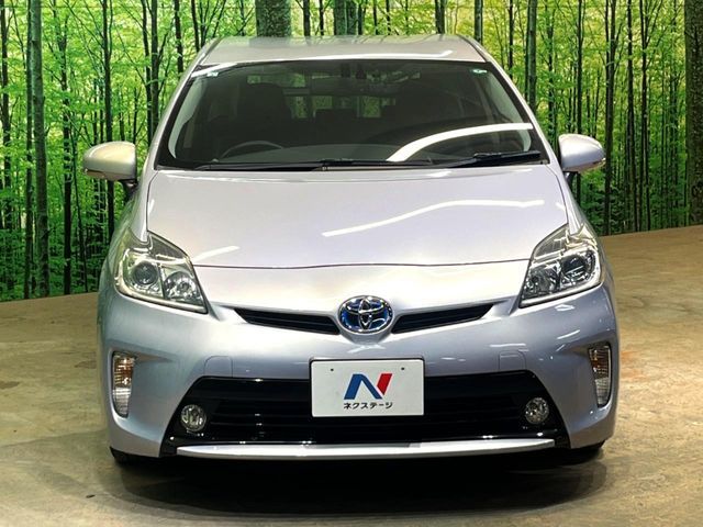 TOYOTA PRIUS 2013 Image 31