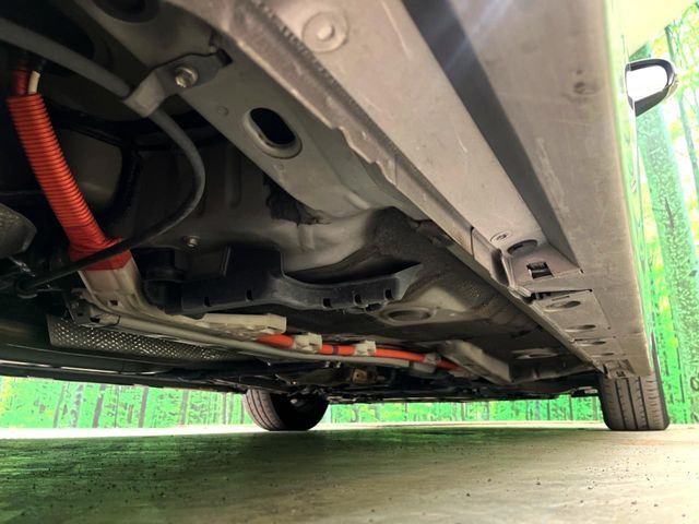 TOYOTA PRIUS 2013 Image 31