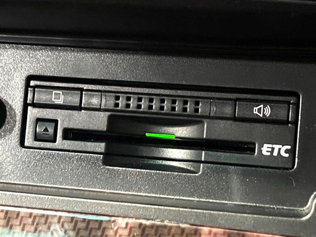 TOYOTA CAMRY HYBRID 2014 Image 31