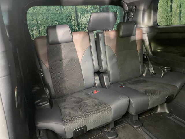 TOYOTA ALPHARD 2017 Image 31