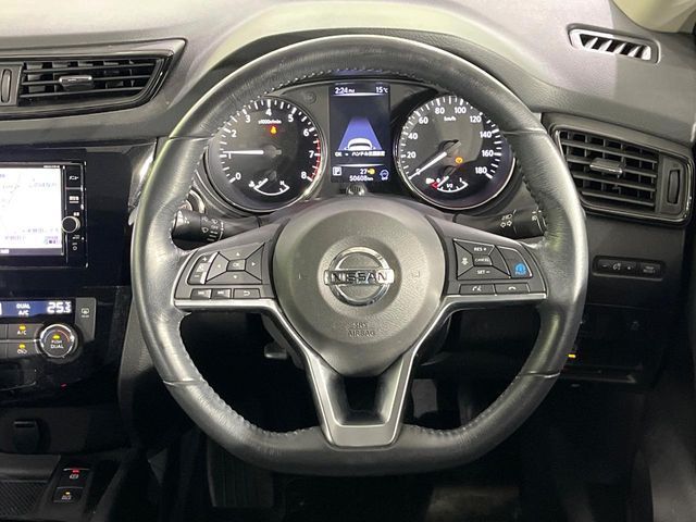 NISSAN X-TRAIL 2WD 2017 Image 31