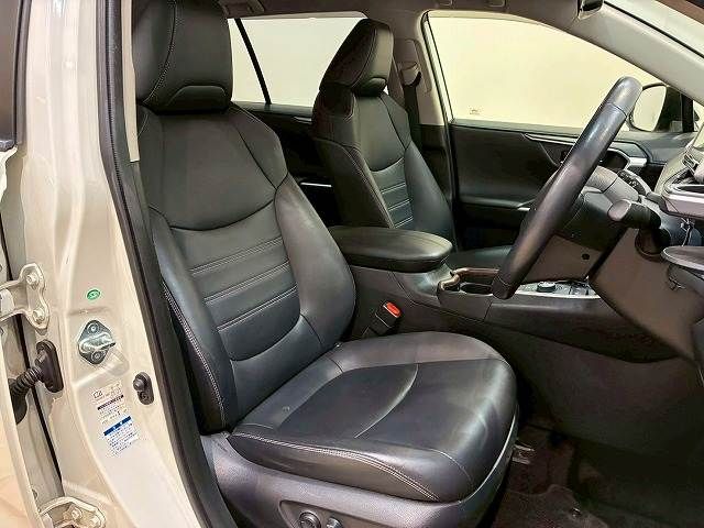 TOYOTA RAV4 HYBRID 4WD 2019 Image 31