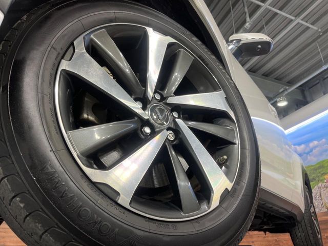 TOYOTA LEXUS NX300H 2019 Image 31