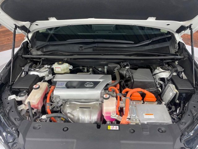 TOYOTA LEXUS NX300H 2019 Image 31