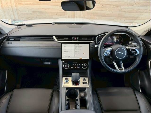 JAGUAR F-PACE 2022 Image 31