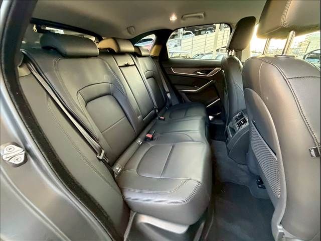 JAGUAR F-PACE 2022 Image 31
