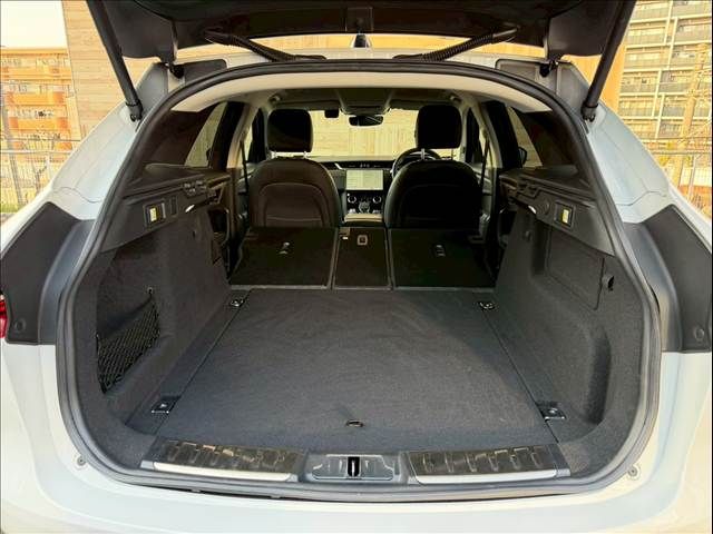 JAGUAR F-PACE 2022 Image 31