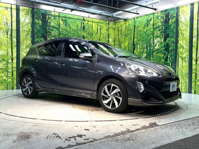 TOYOTA AQUA 2015 Image 31