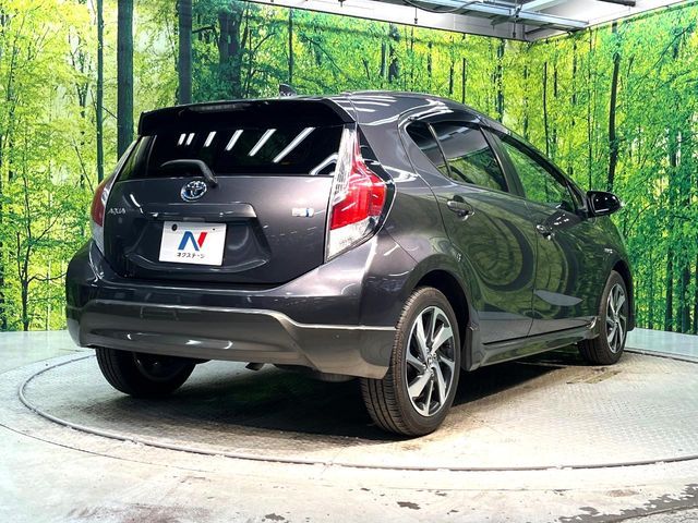 TOYOTA AQUA 2015 Image 31