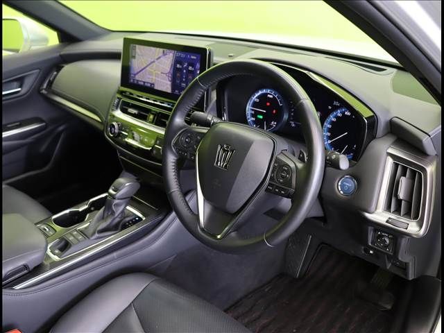 TOYOTA CROWN SEDAN HYBRID 2021 Image 31