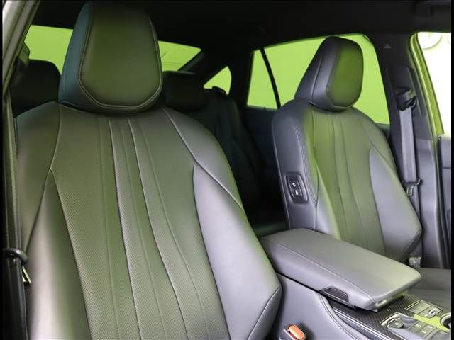 TOYOTA CROWN SEDAN HYBRID 2021 Image 31