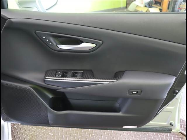 TOYOTA CROWN SEDAN HYBRID 2021 Image 31