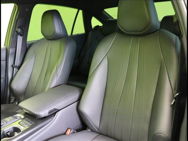 TOYOTA CROWN SEDAN HYBRID 2021 Image 31