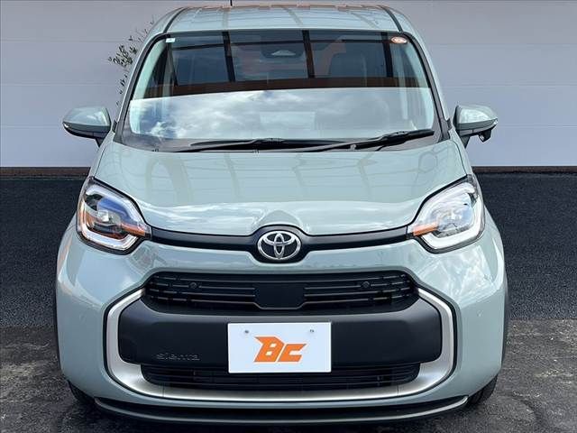 TOYOTA SIENTA HYBRID 2024 Image 31