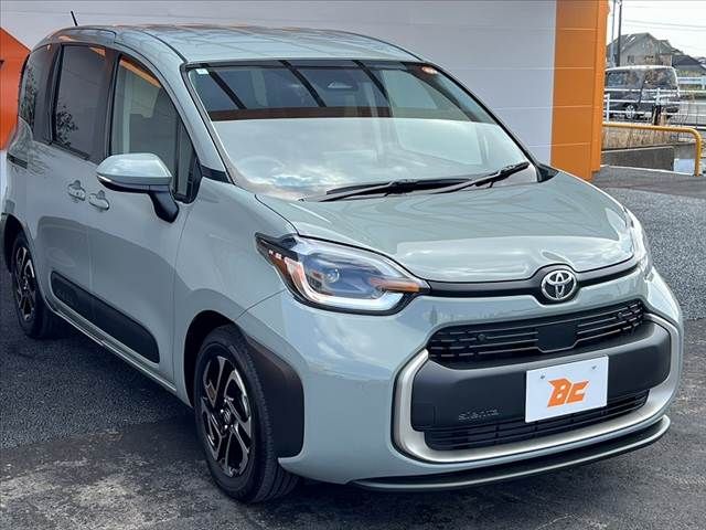 TOYOTA SIENTA HYBRID 2024 Image 31