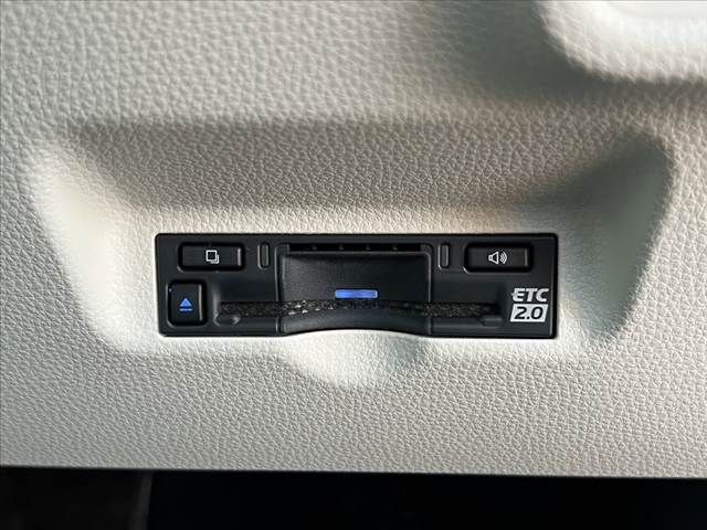 TOYOTA SIENTA HYBRID 2024 Image 31