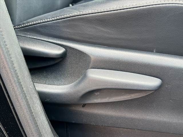 TOYOTA ESQUIRE HYBRID 2017 Image 31