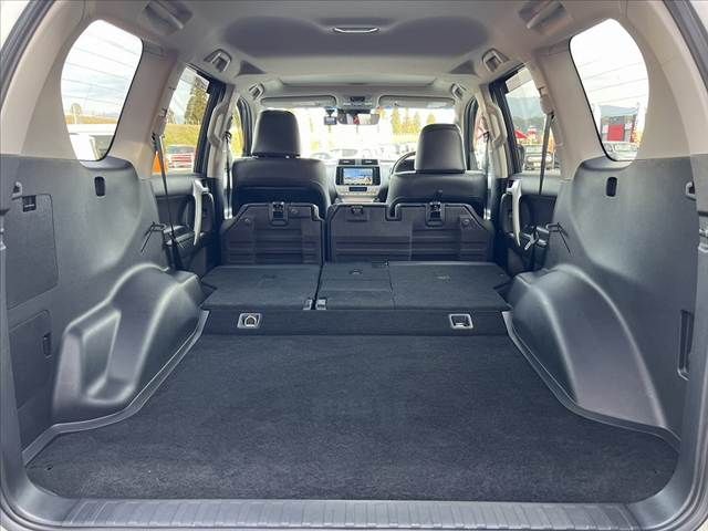 TOYOTA LANDCRUISER PRADO 2020 Image 31