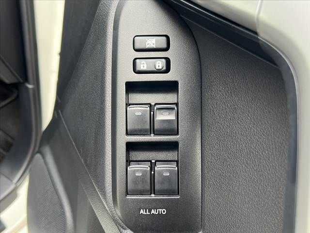 TOYOTA LANDCRUISER PRADO 2020 Image 31