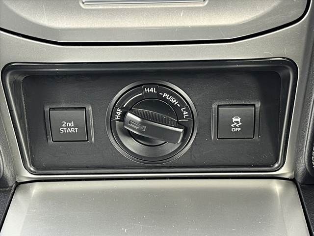 TOYOTA LANDCRUISER PRADO 2020 Image 31