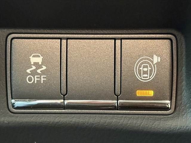 NISSAN FUGA HYBRID 2013 Image 31