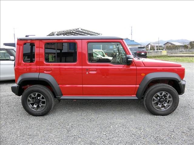 SUZUKI JIMNY NOMADE 2025 Image 31