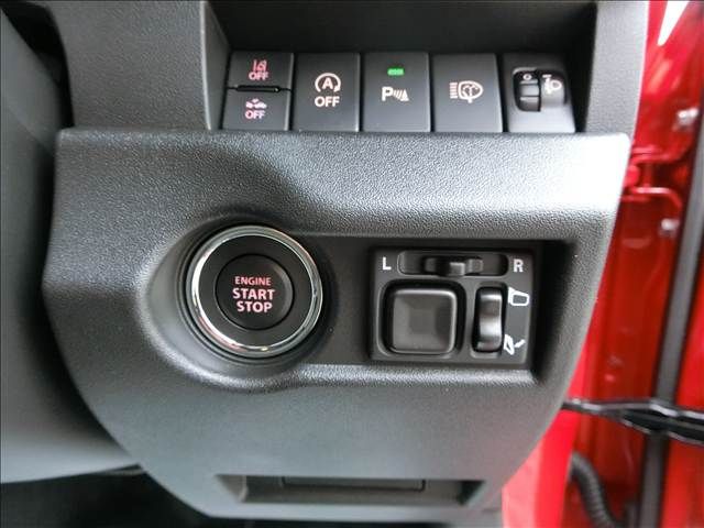 SUZUKI JIMNY NOMADE 2025 Image 31